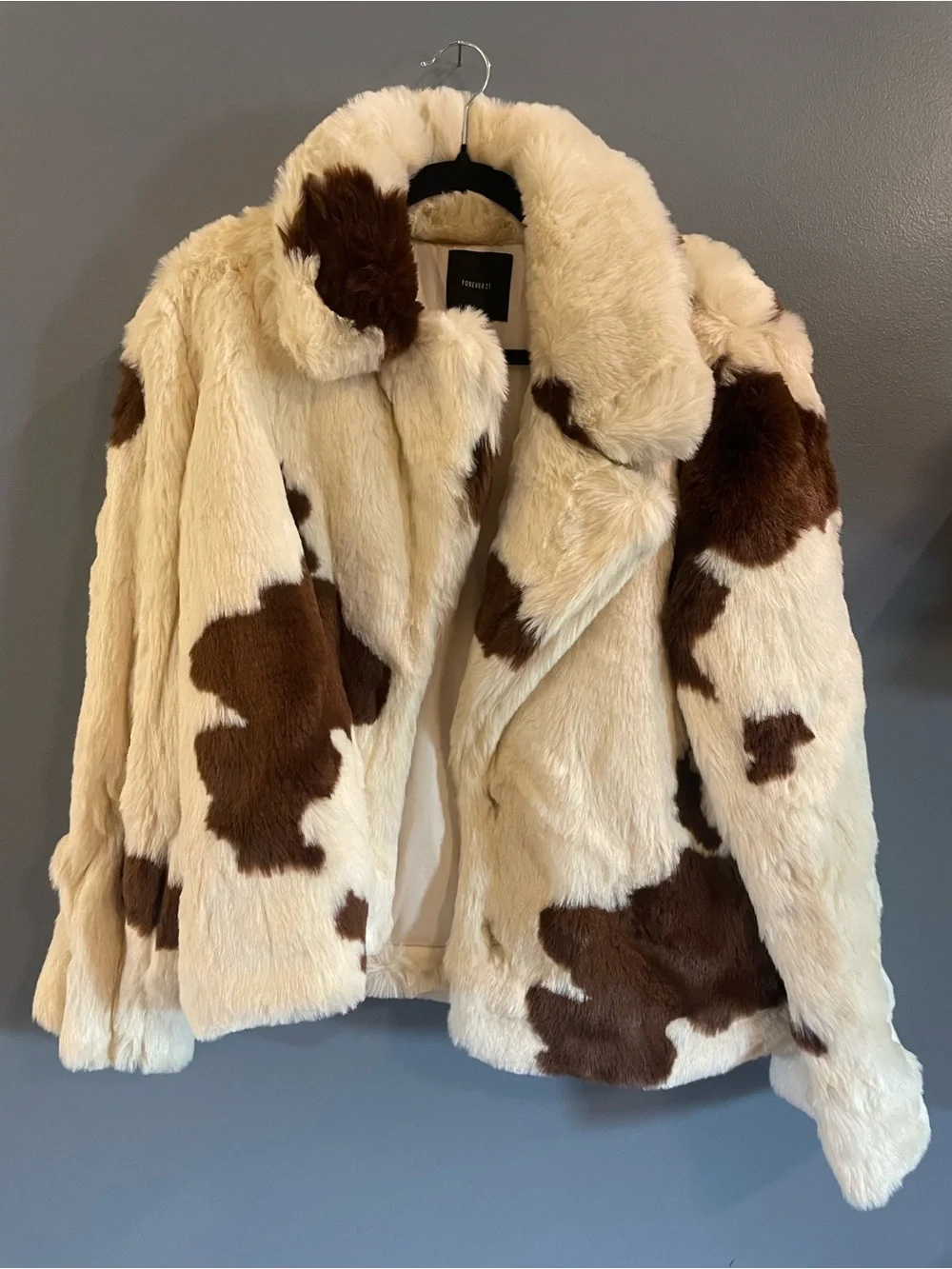Forever 21 Cream & Brown Faux Fur Cow-Print Jacket